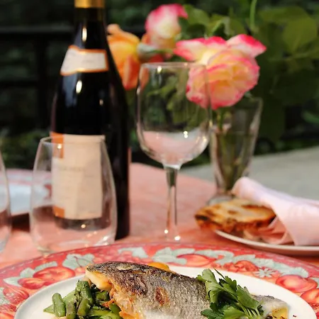 Hotel Restaurant Des Deux Vallees Entraygues-sur-Truyère